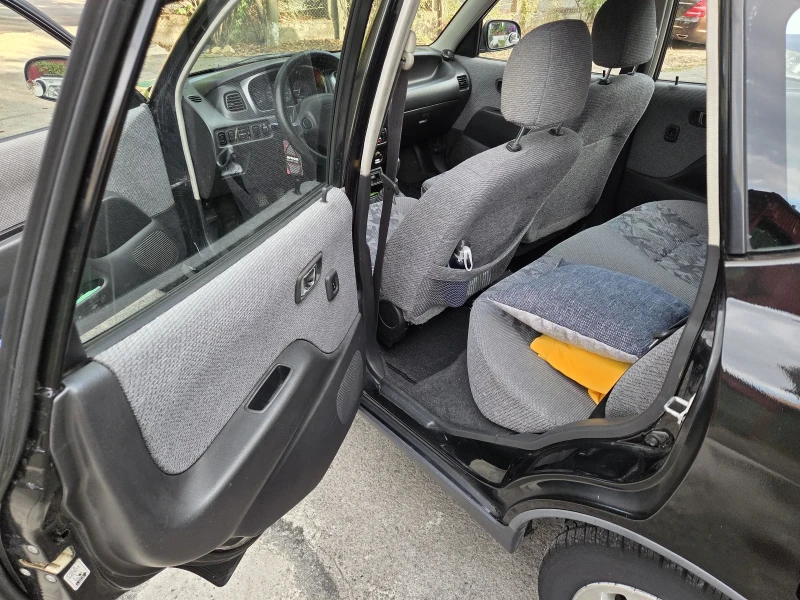 Daihatsu Sirion Климатик , снимка 9 - Автомобили и джипове - 51894694