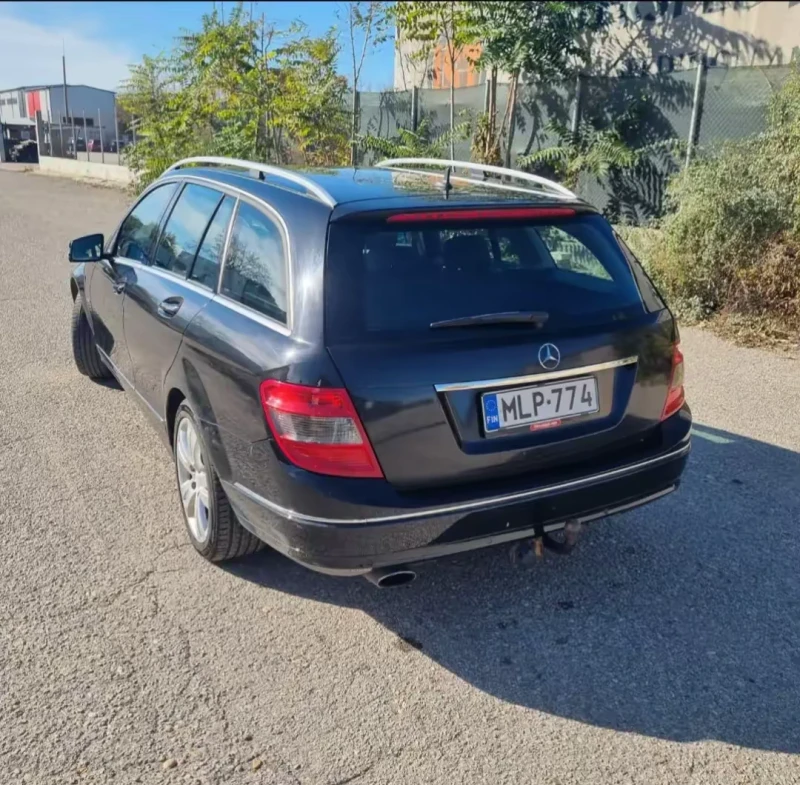 Mercedes-Benz C 220, снимка 3 - Автомобили и джипове - 52400404
