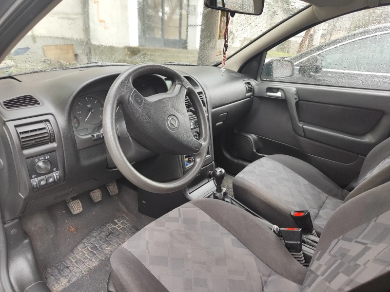 Opel Astra Хечбек, снимка 2 - Автомобили и джипове - 52793784