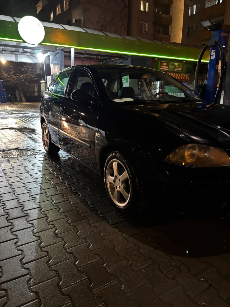 Seat Ibiza, снимка 2 - Автомобили и джипове - 52959217