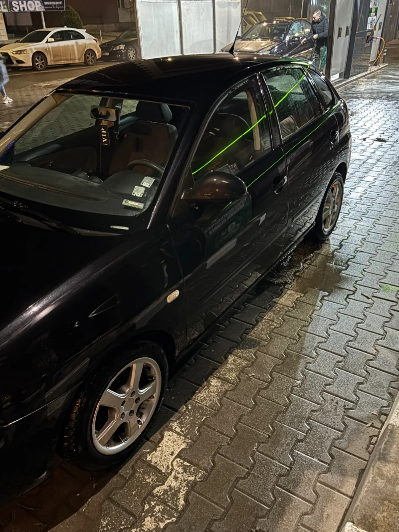 Seat Ibiza, снимка 8 - Автомобили и джипове - 52959217