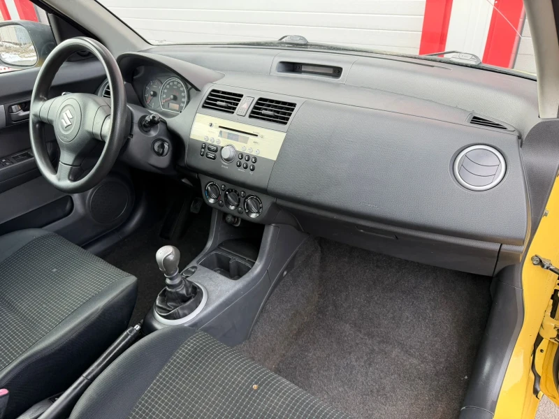 Suzuki Swift 1.3GL DDIS KLIMATIK ЛИЗИНГ!!!, снимка 15 - Автомобили и джипове - 53361780