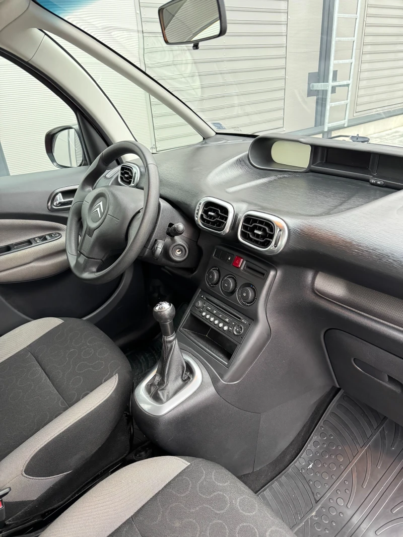 Citroen C3 Picasso 1.4i 140 000км, снимка 9 - Автомобили и джипове - 53446355