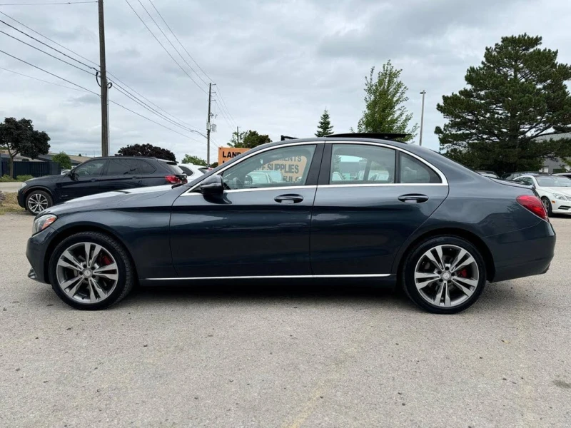 Mercedes-Benz C 300 4MATIC * АвтоКредит (ЦЕНА ДО БГ), снимка 3 - Автомобили и джипове - 53527881