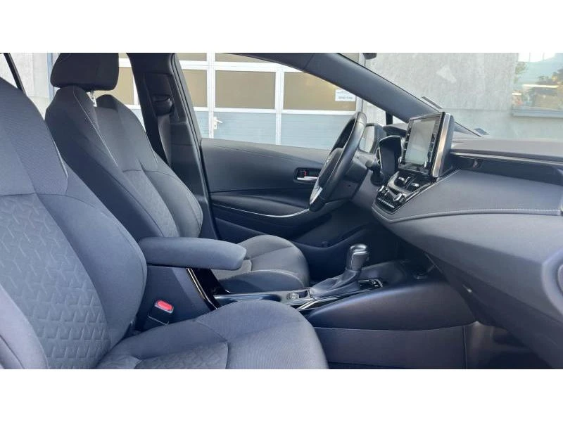 Toyota Corolla EXECUTIVE - изображение 6