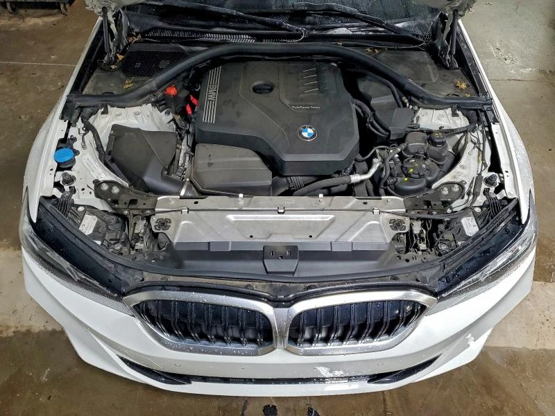 BMW 330 330XI* КОжа* Keyless* Line Ass* , снимка 11 - Автомобили и джипове - 53154805