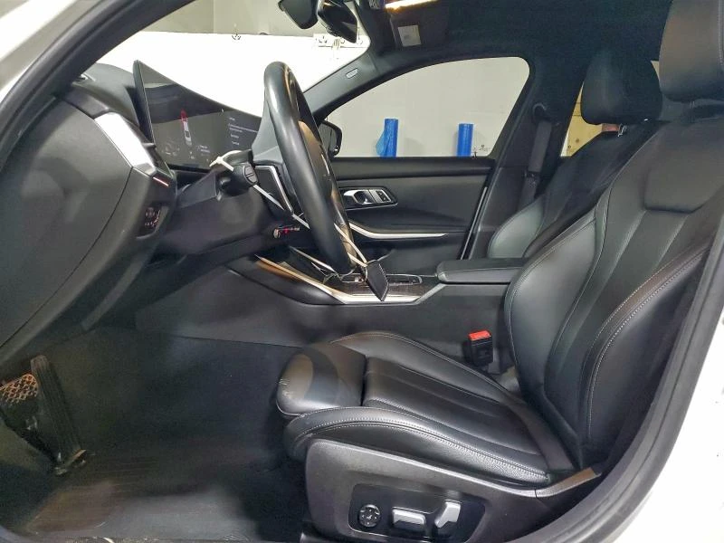 BMW 330 330XI* КОжа* Keyless* Line Ass*  - изображение 7