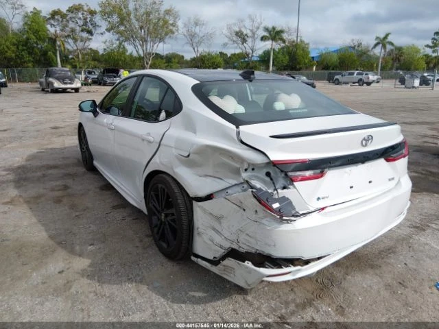 Toyota Camry XSE, снимка 7 - Автомобили и джипове - 53564316