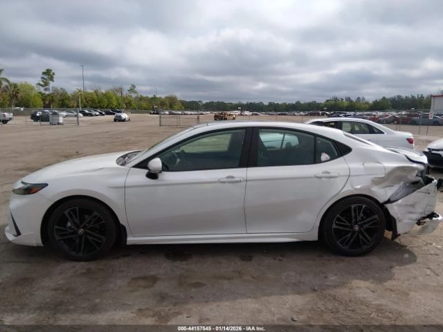 Toyota Camry XSE, снимка 3 - Автомобили и джипове - 53564316