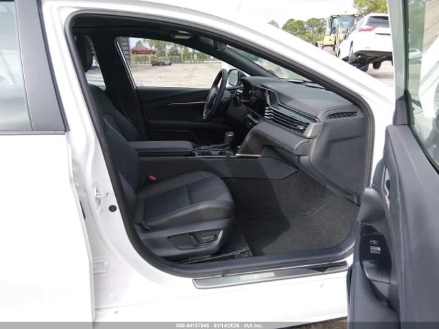 Toyota Camry XSE, снимка 10 - Автомобили и джипове - 53564316