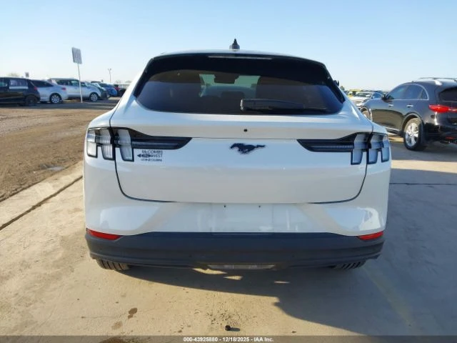 Ford Mustang Mach-E SELECT, снимка 15 - Автомобили и джипове - 53772550