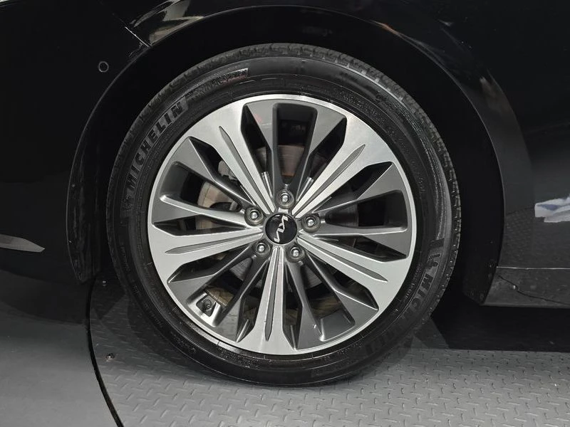 Kia K8 1.6 Automatic, снимка 4 - Автомобили и джипове - 55880469