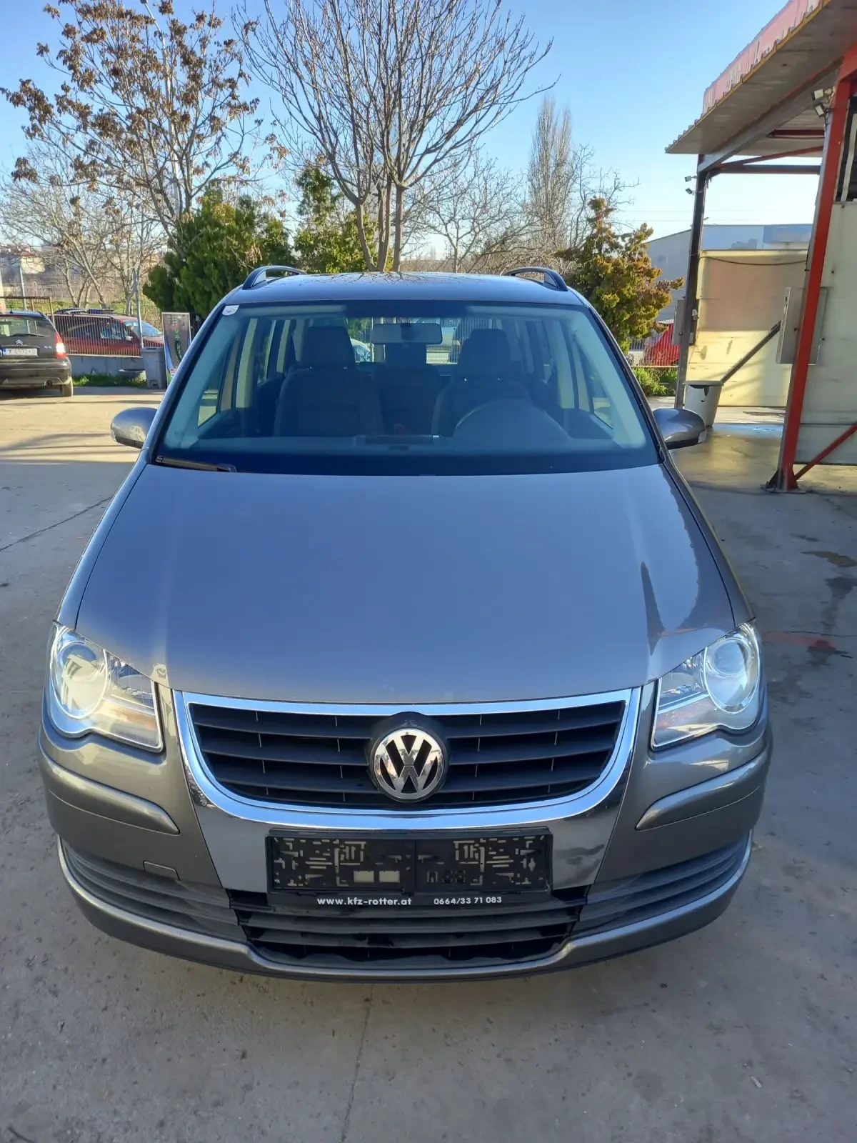 VW Touran 1.9 TDI, снимка 1