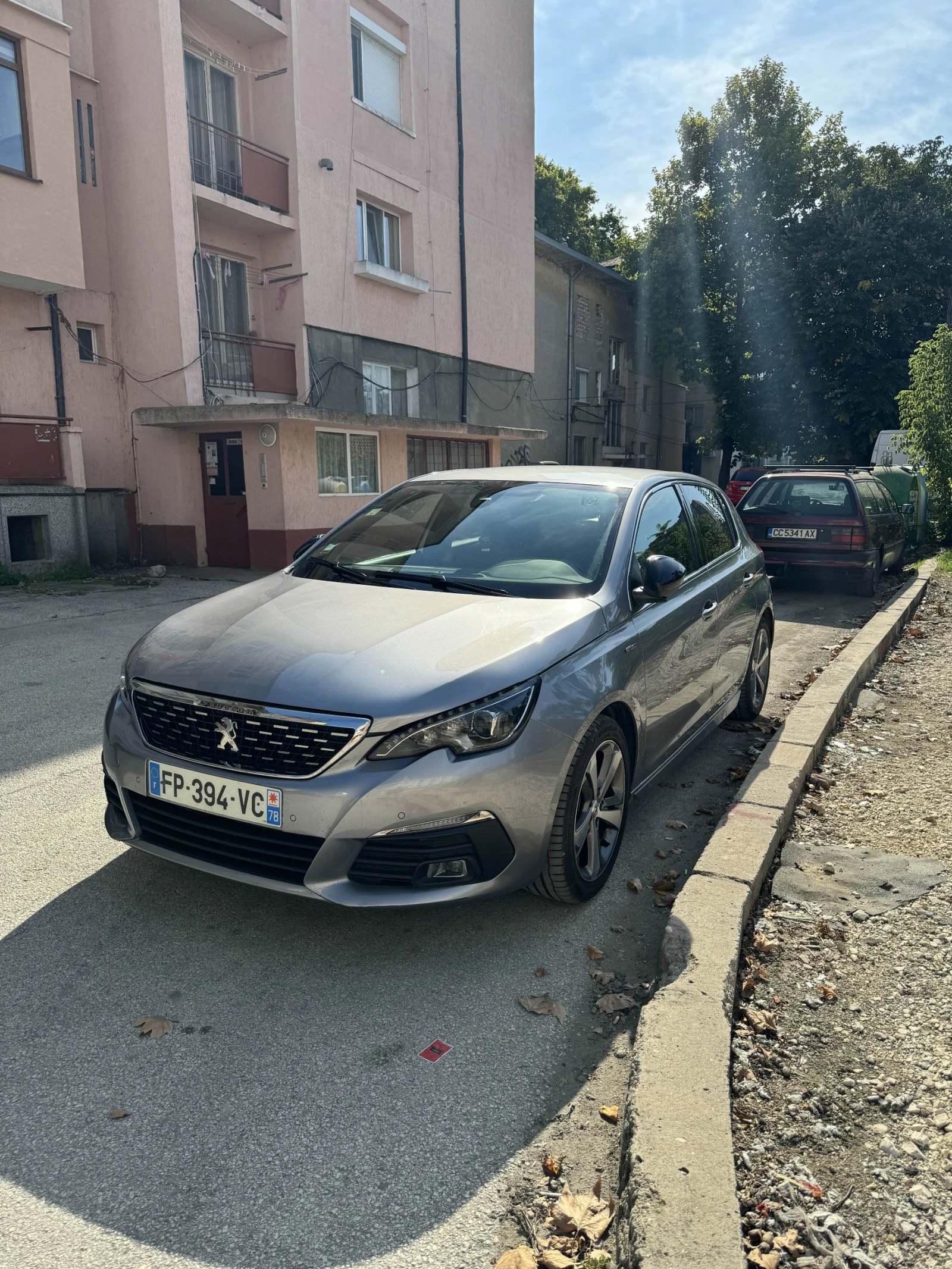 Peugeot 308 1.2 GT LINE - изображение 3