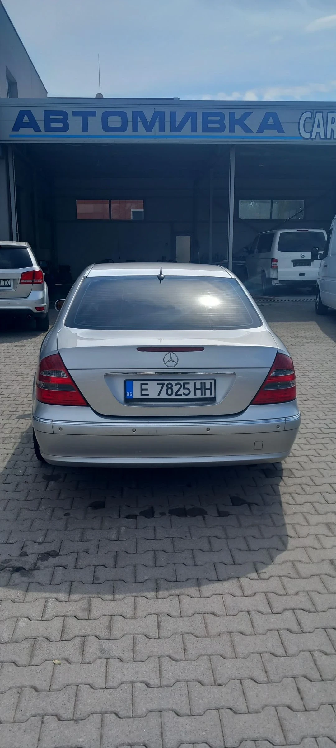 Mercedes-Benz E 270  - изображение 4