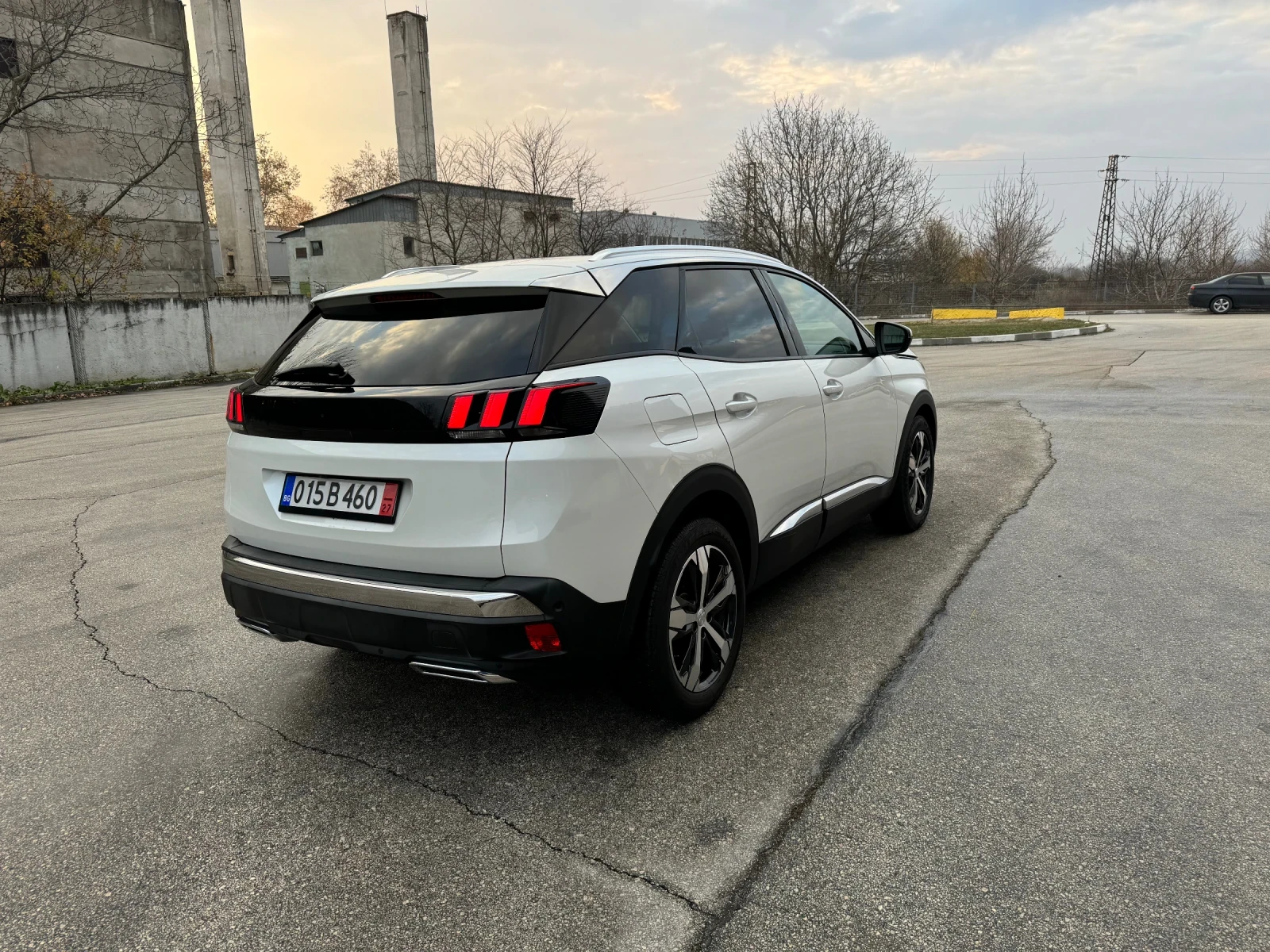 Peugeot 3008 1.2i STT-130kc GT - изображение 4