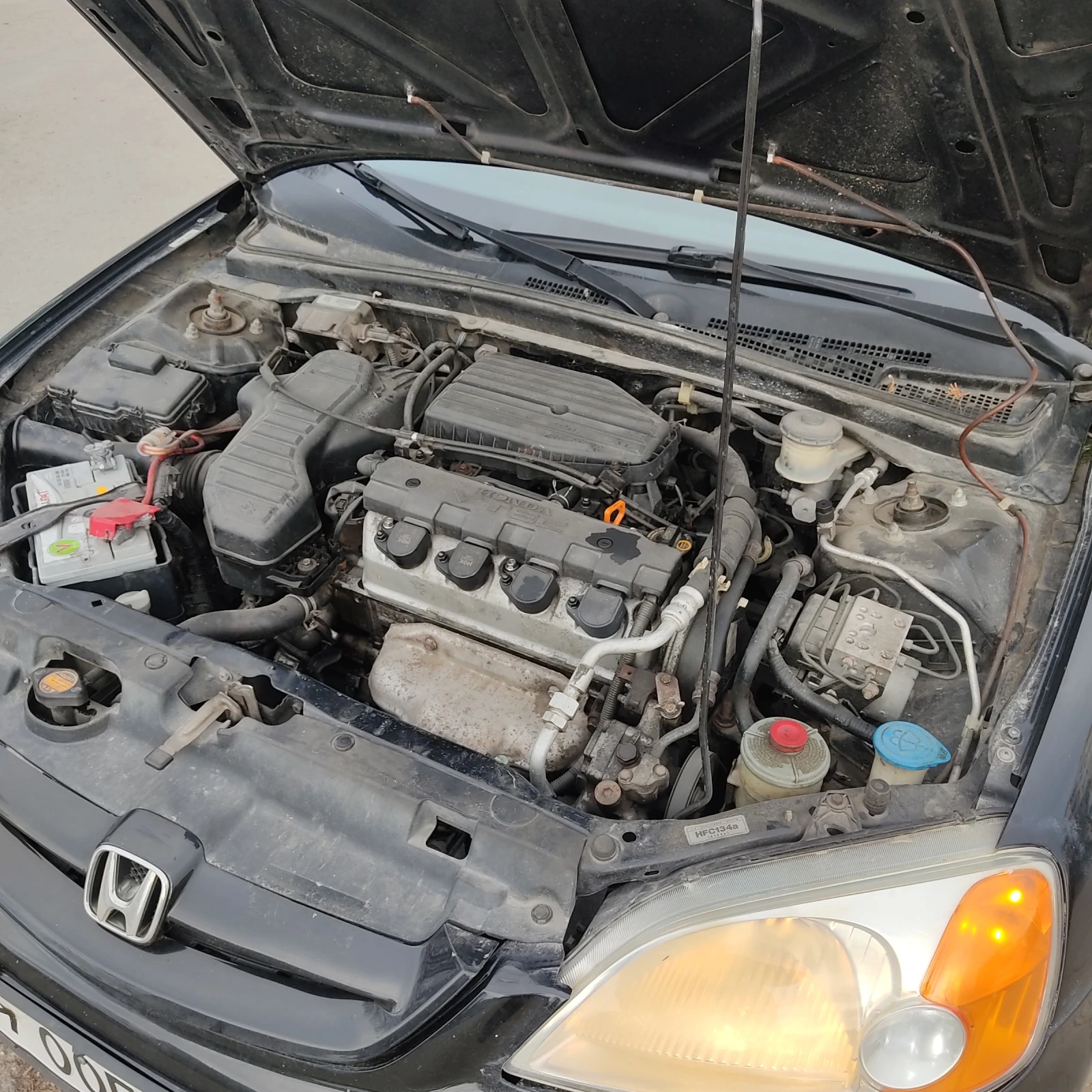 Honda Civic 1.7 АВТОМАТИК Купе - изображение 6