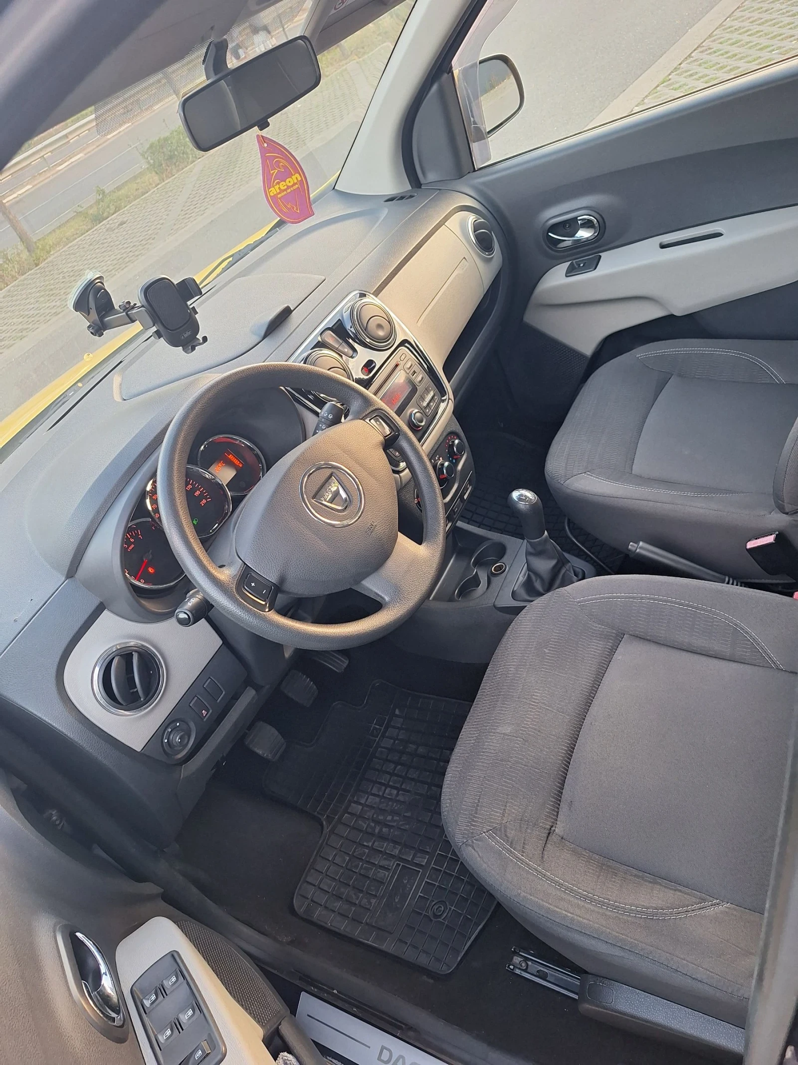 Dacia Lodgy 1.6i | Mobile.bg   12