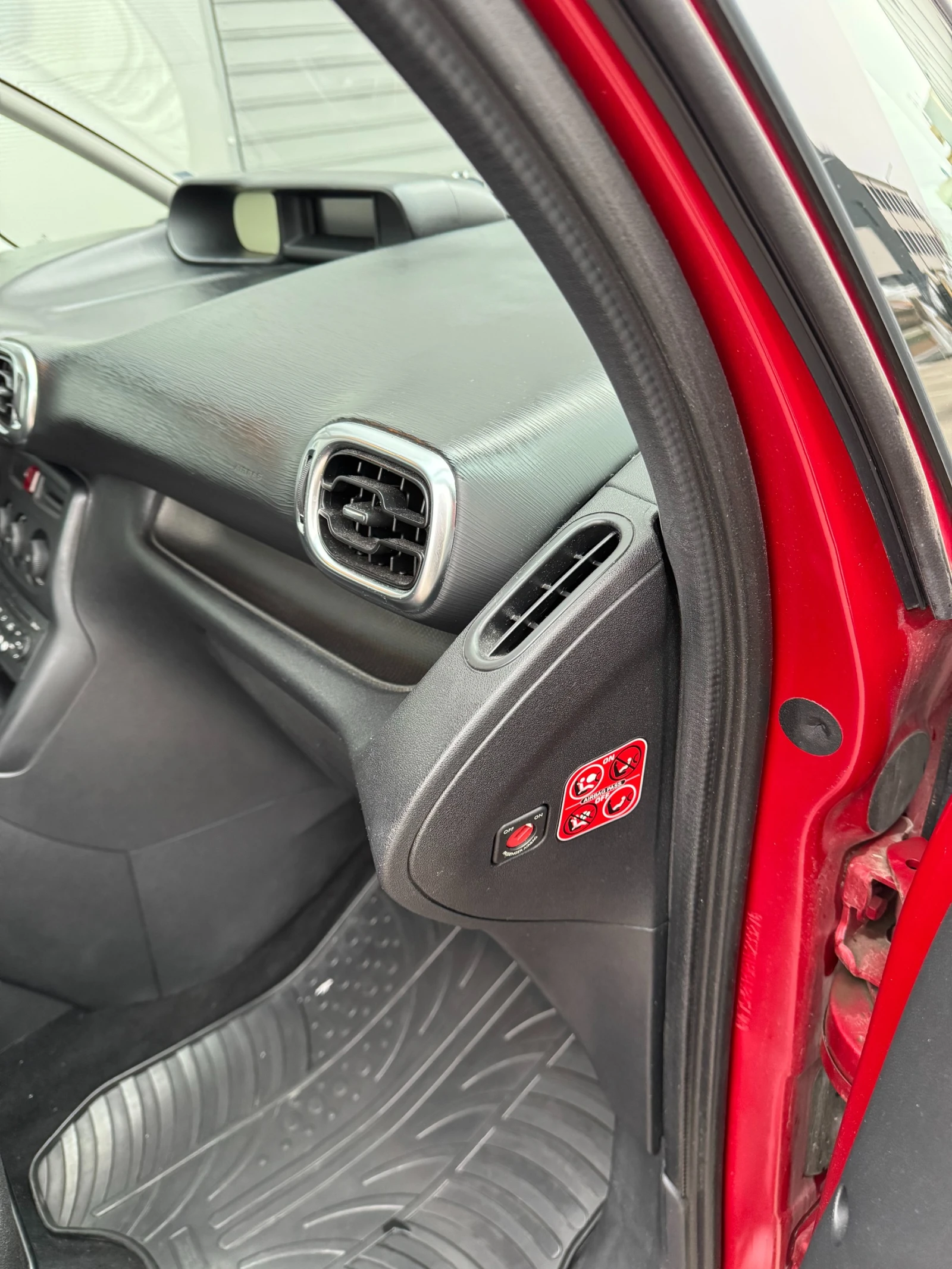 Citroen C3 Picasso 1.4i 140 000�� | Mobile.bg � ����������� 15