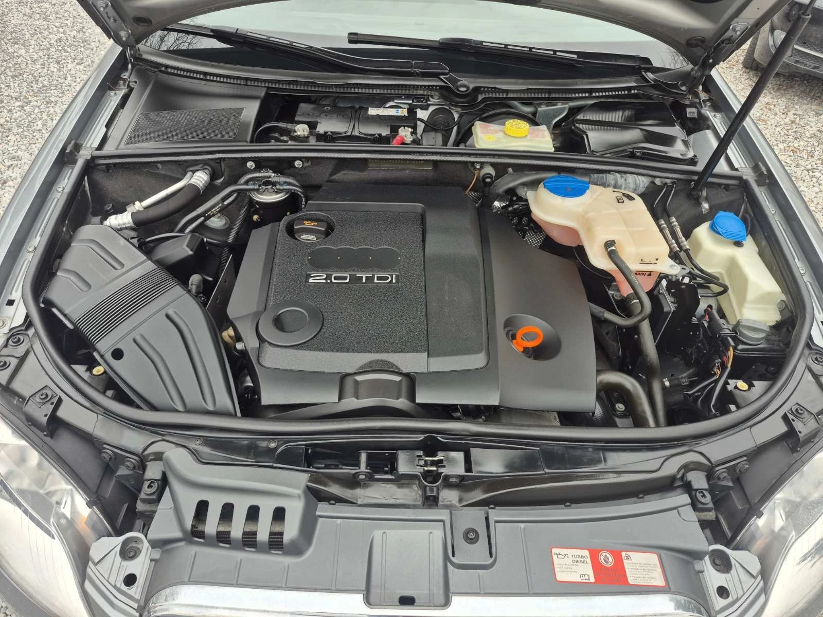 Audi A4 2.0TDI-140k.s, снимка 17 - Автомобили и джипове - 53950698