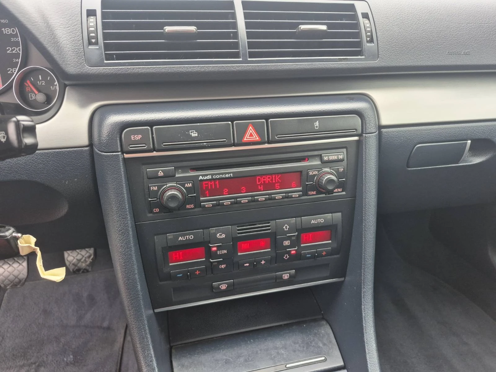 Audi A4 2.0TDI-140k.s, снимка 12 - Автомобили и джипове - 53950698