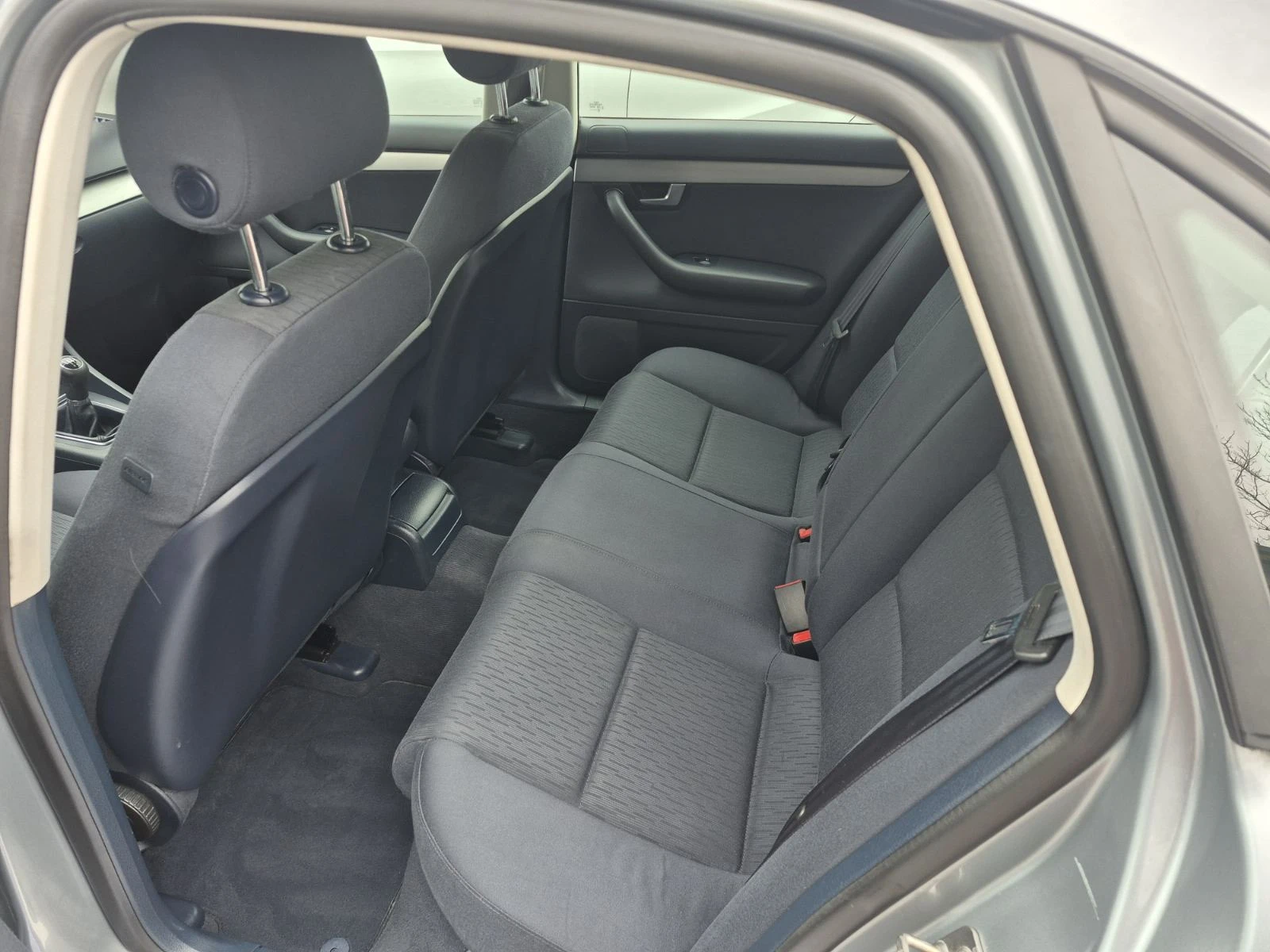 Audi A4 2.0TDI-140k.s, снимка 9 - Автомобили и джипове - 53950698