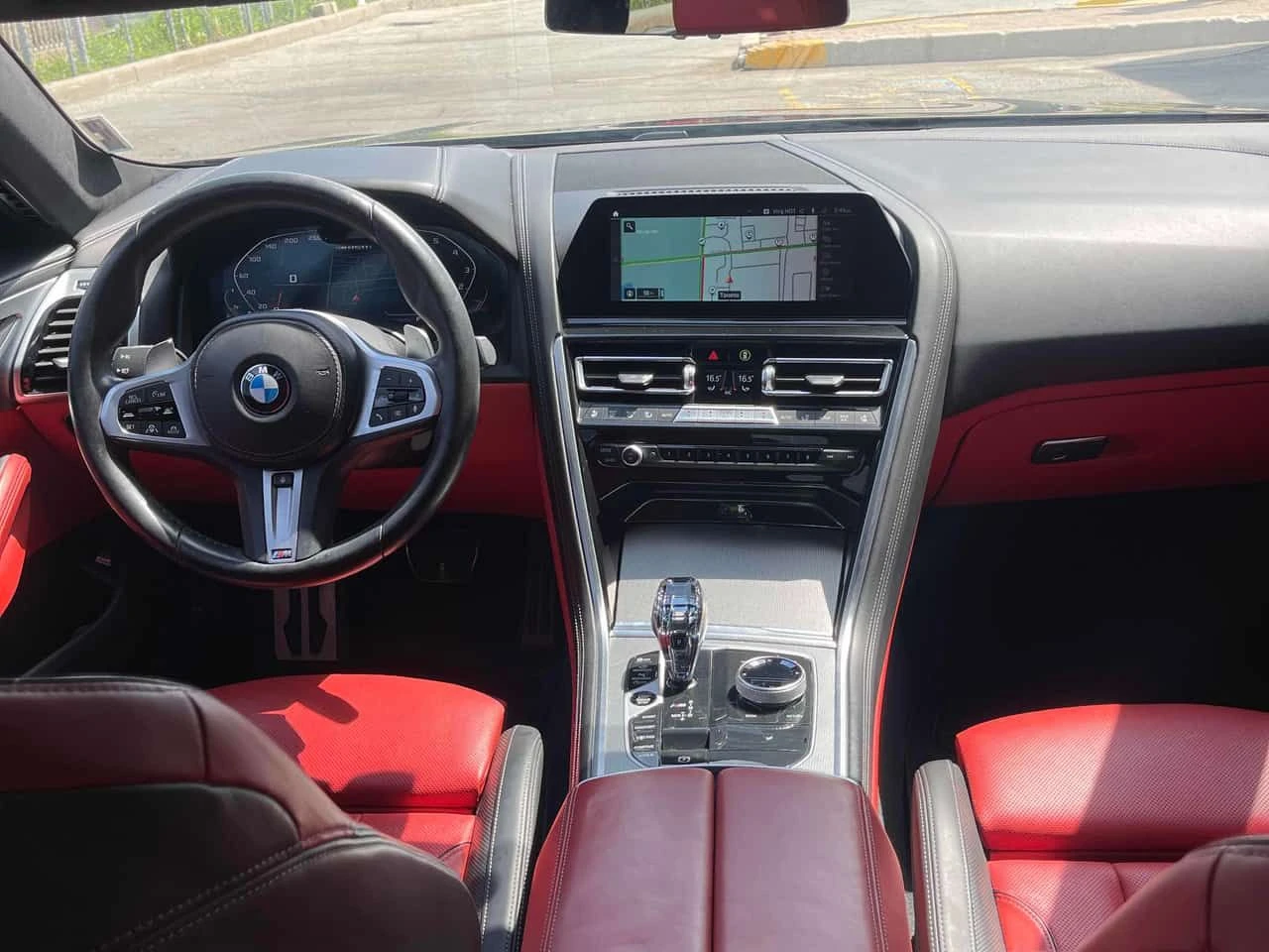 BMW 850 M850i xDrive  CARFAX, снимка 11 - Автомобили и джипове - 54712031