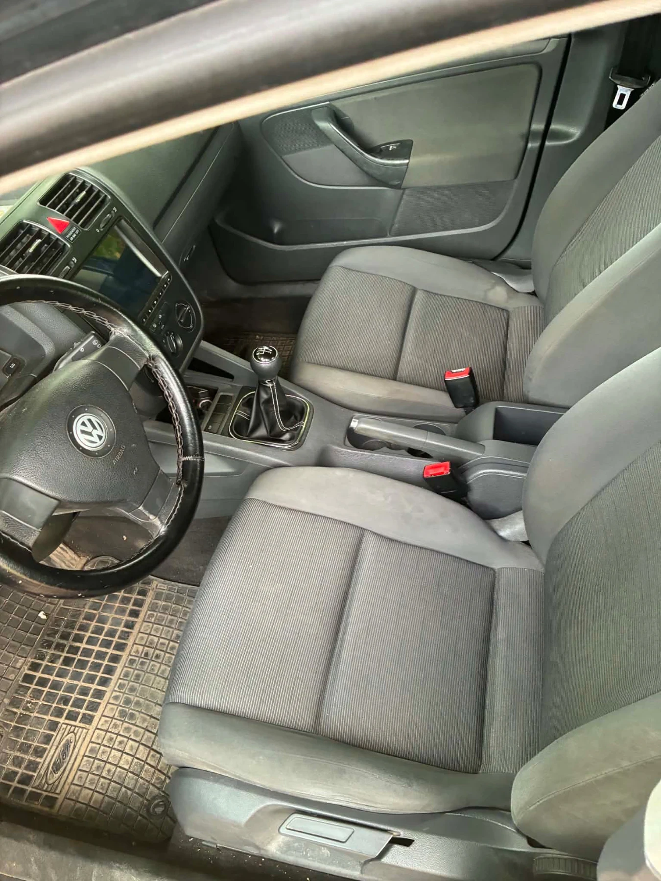 VW Golf 1.4, снимка 5 - Автомобили и джипове - 54782603