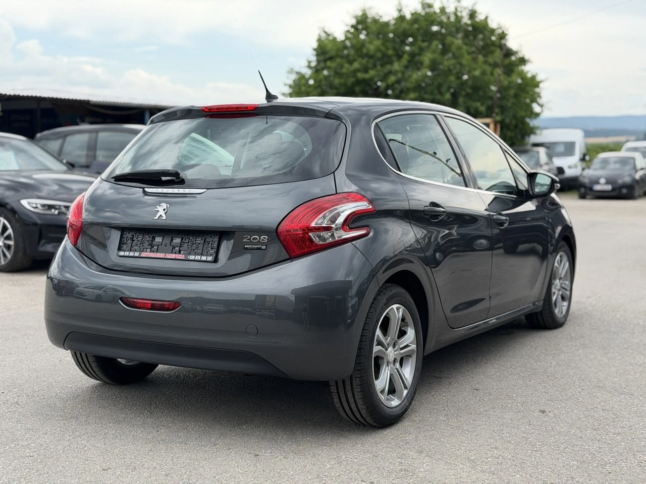 Peugeot 208 1.4i NAVI, снимка 6 - Автомобили и джипове - 55016557