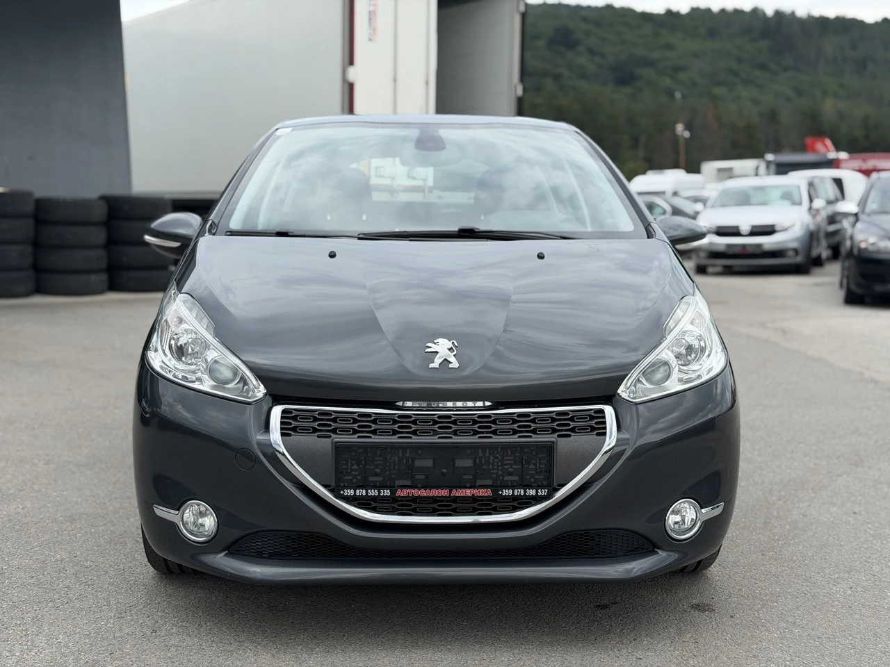 Peugeot 208 1.4i NAVI, снимка 2 - Автомобили и джипове - 55016557
