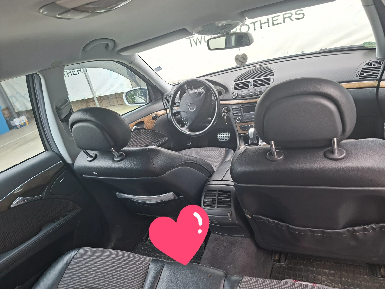 Mercedes-Benz E 320 3.2, снимка 13 - Автомобили и джипове - 55409730