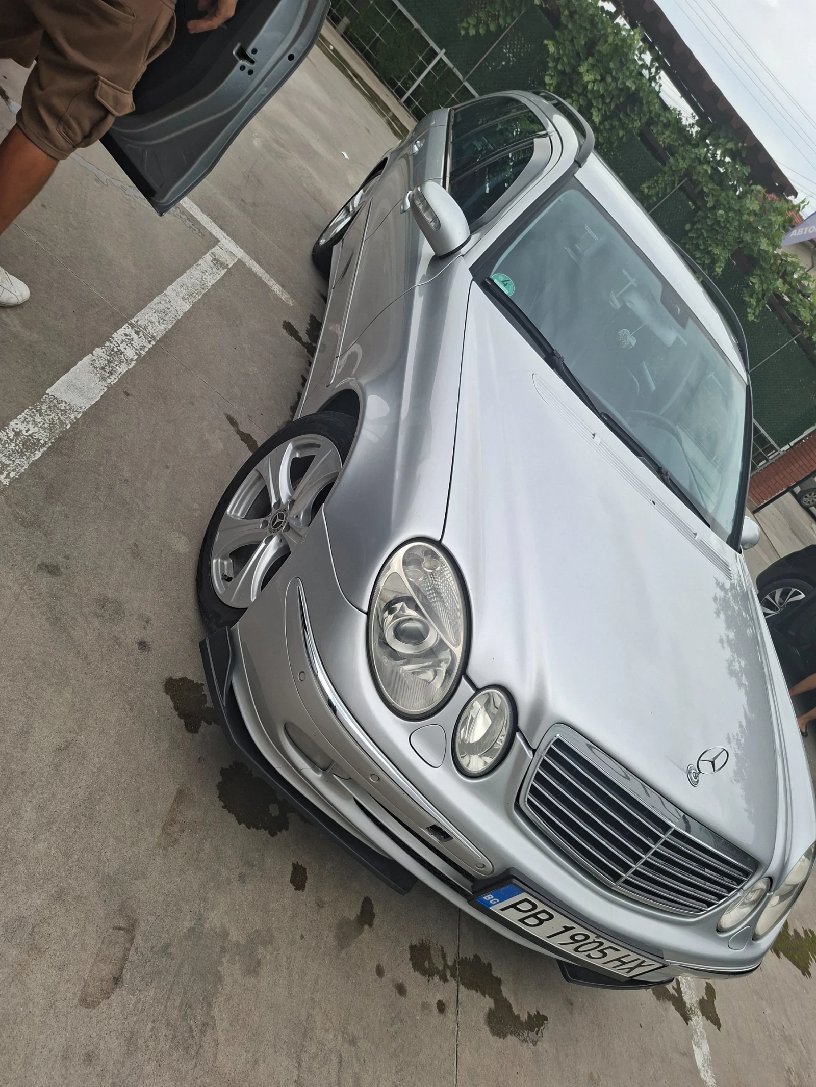 Mercedes-Benz E 320 3.2, снимка 4 - Автомобили и джипове - 55409730