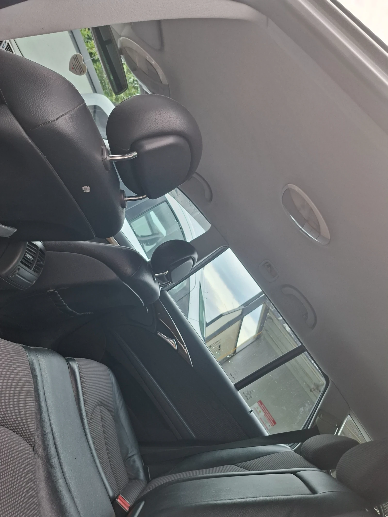 Mercedes-Benz E 320 3.2, снимка 9 - Автомобили и джипове - 55409730