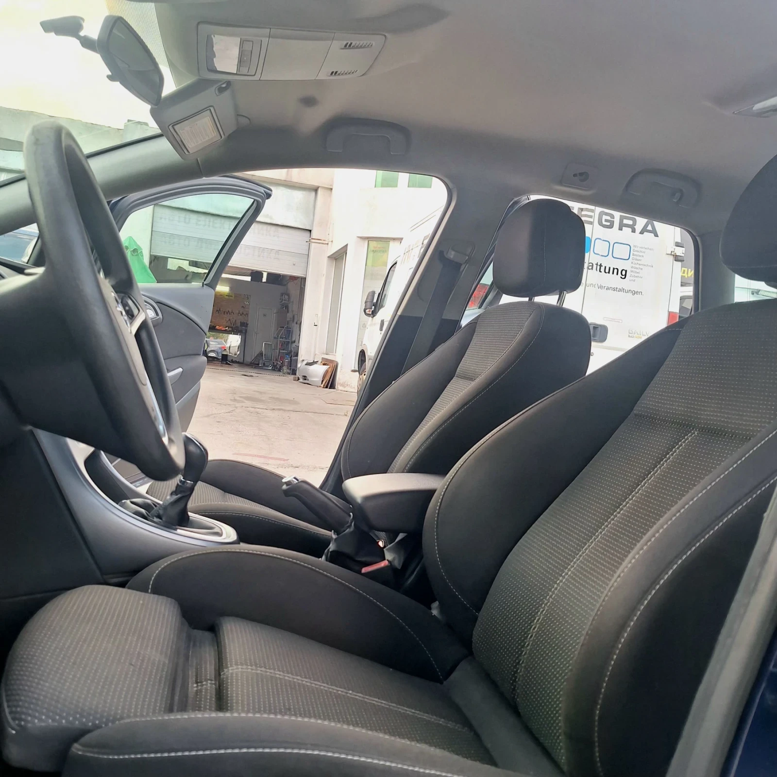 Opel Astra, снимка 13 - Автомобили и джипове - 55578016