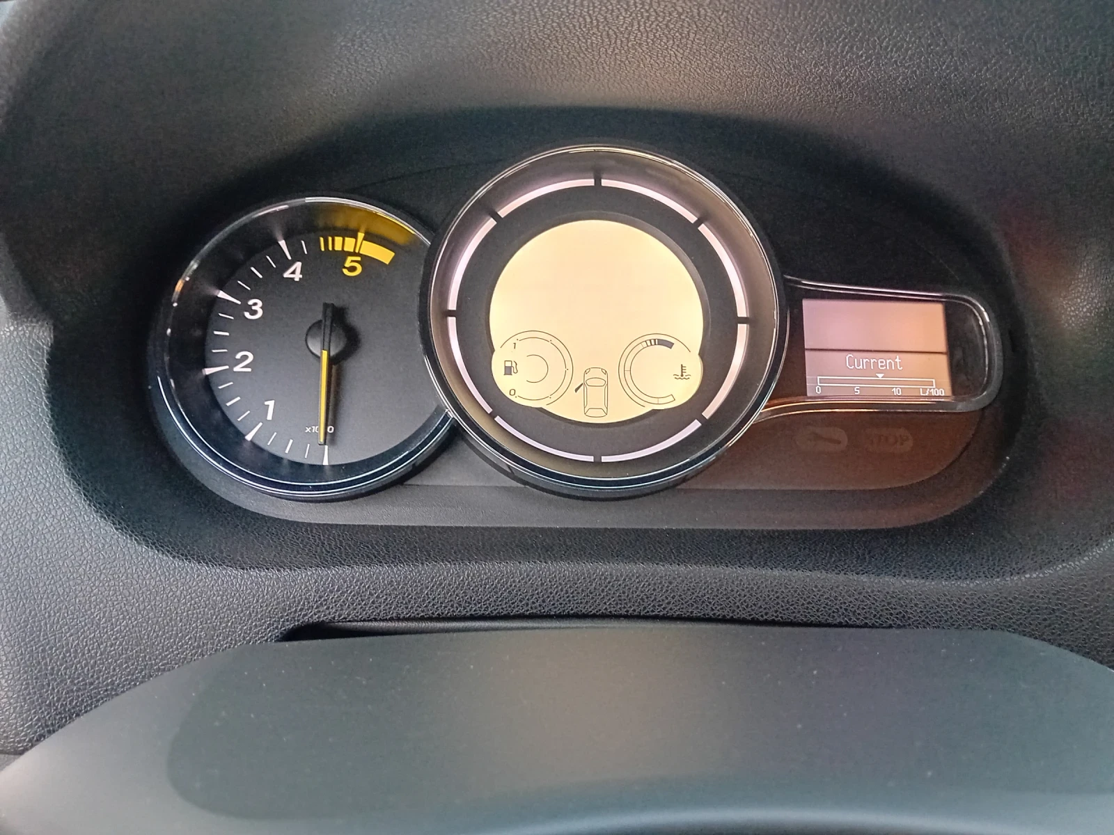 Renault Megane Coupe 1.6 DCI 130кс EURO 5A, снимка 13 - Автомобили и джипове - 55579129