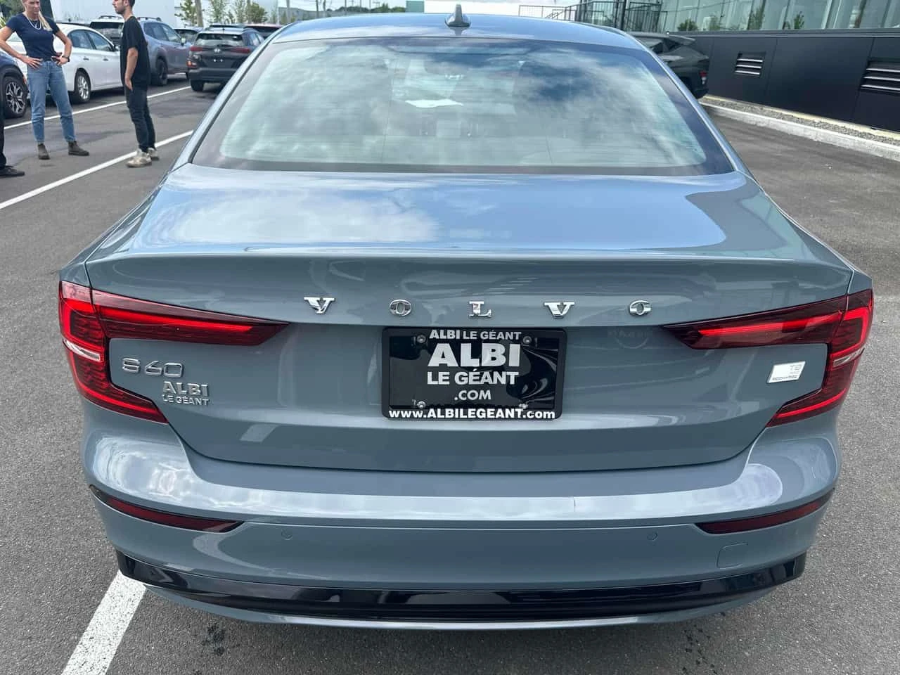 Volvo S60 Plus Dark Theme / 360 КАМЕРИ / MEMORY , снимка 4 - Автомобили и джипове - 55583960