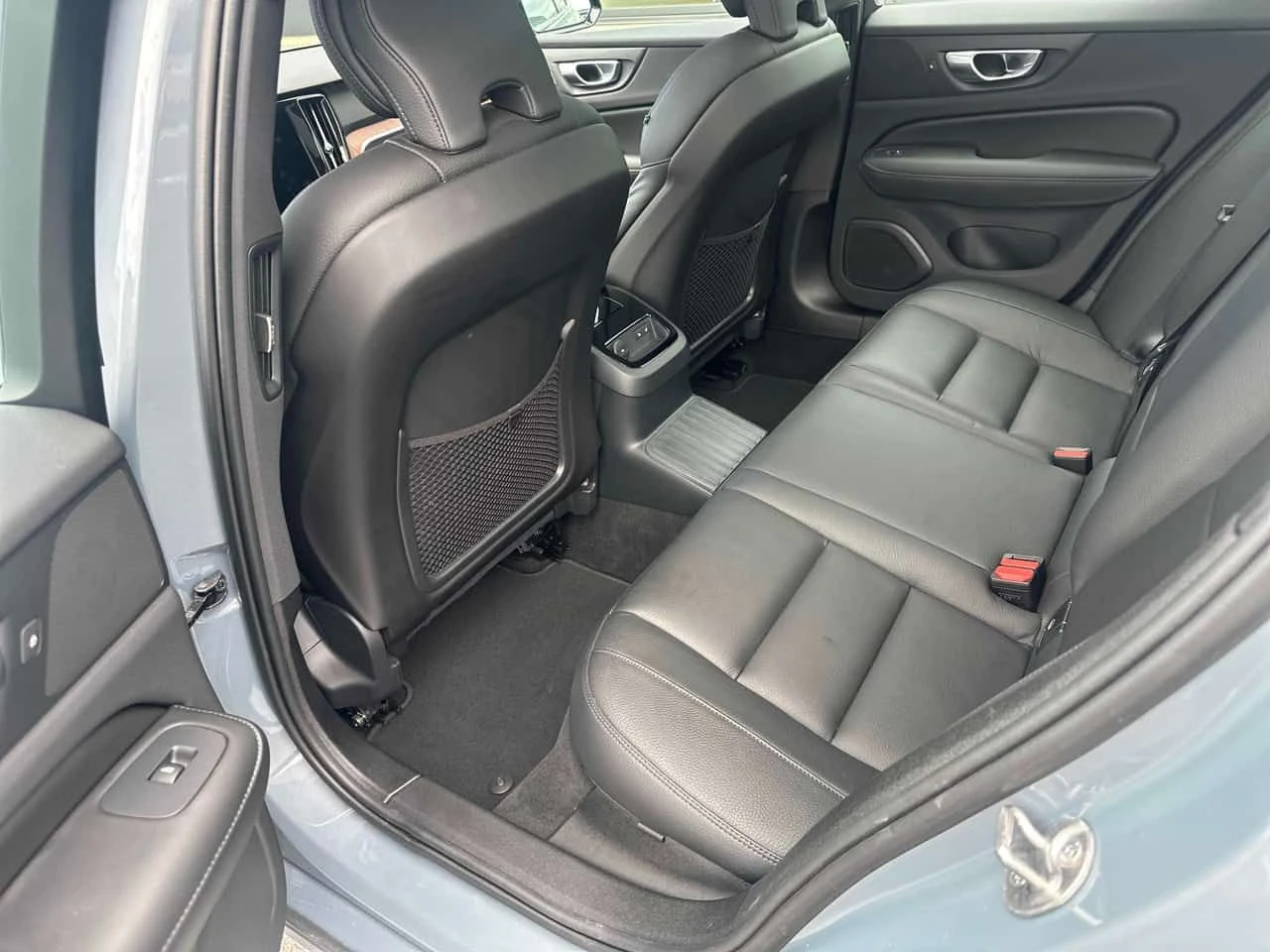 Volvo S60 Plus Dark Theme / 360 КАМЕРИ / MEMORY , снимка 10 - Автомобили и джипове - 55583960