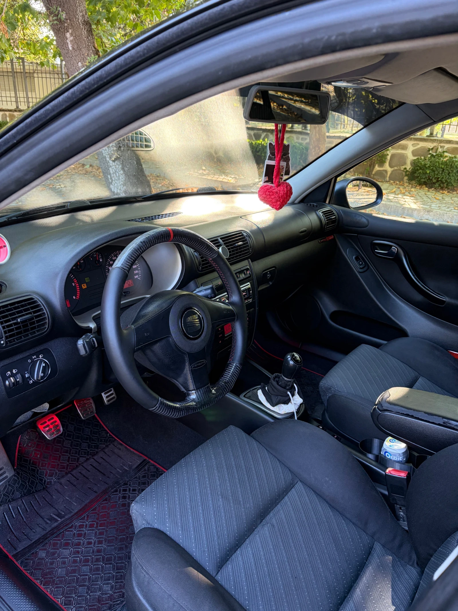 Seat Leon, снимка 6 - Автомобили и джипове - 55666757