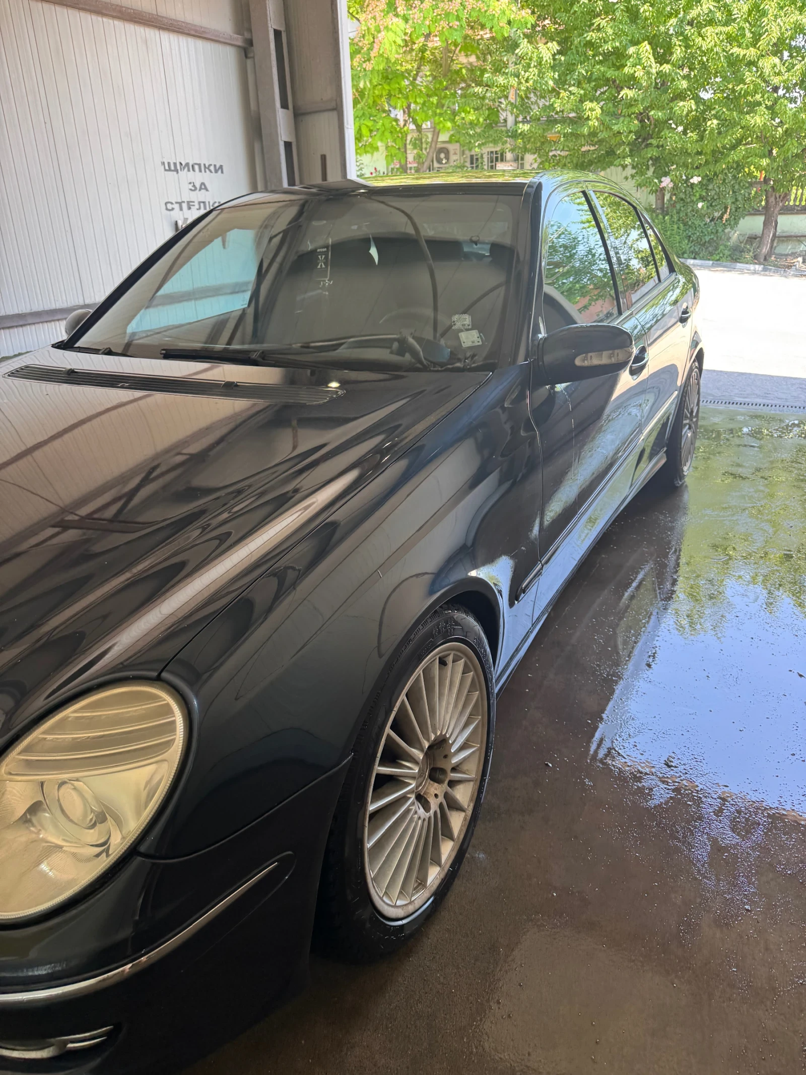 Mercedes-Benz E 280 Avangard, снимка 4 - Автомобили и джипове - 56416395