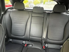 Mercedes-Benz GLC 300 2.0 4MATIC * LED* PANO* AMG* , снимка 17