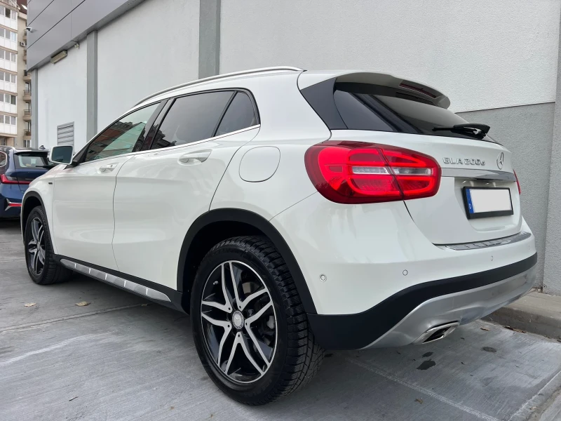 Mercedes-Benz GLA 200  ACTIVITY EDITION  3хTop..!!!, снимка 4 - Автомобили и джипове - 47765912