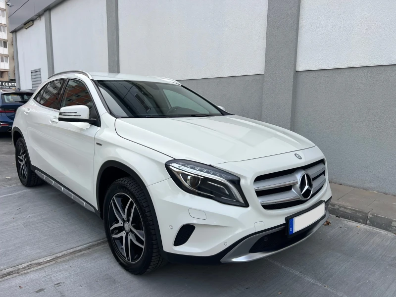 Mercedes-Benz GLA 200  ACTIVITY EDITION  3хTop..!!!, снимка 1 - Автомобили и джипове - 47765912