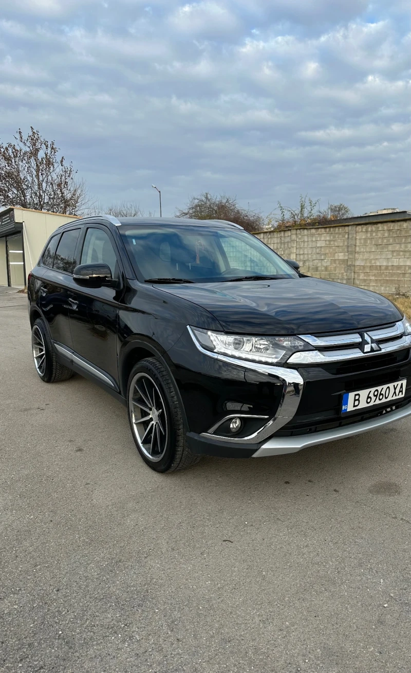 Mitsubishi Outlander Outlander 3.0GT, снимка 1 - Автомобили и джипове - 48166133