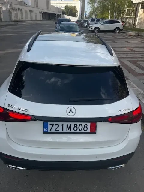 Mercedes-Benz GLC 300 2.0 4MATIC * LED* PANO* AMG*  - изображение 5