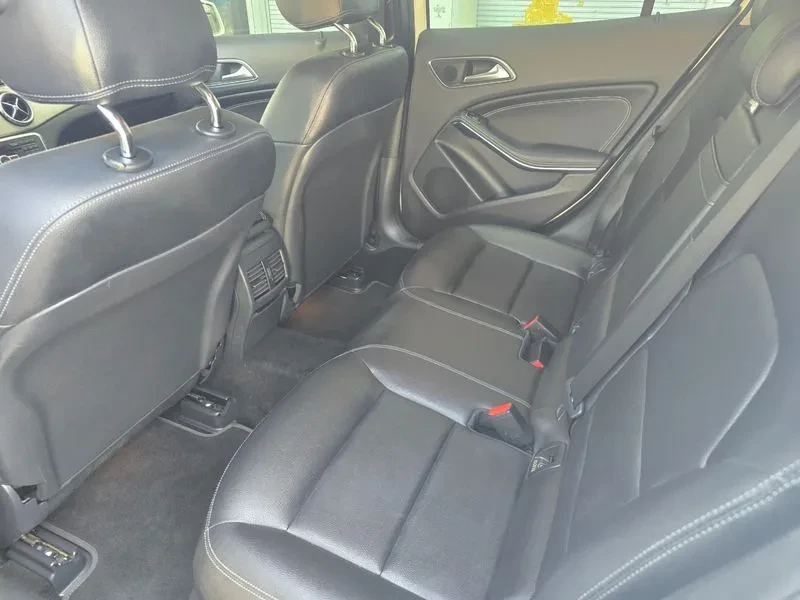 Mercedes-Benz GLA D 4Matic, снимка 11 - Автомобили и джипове - 55102985