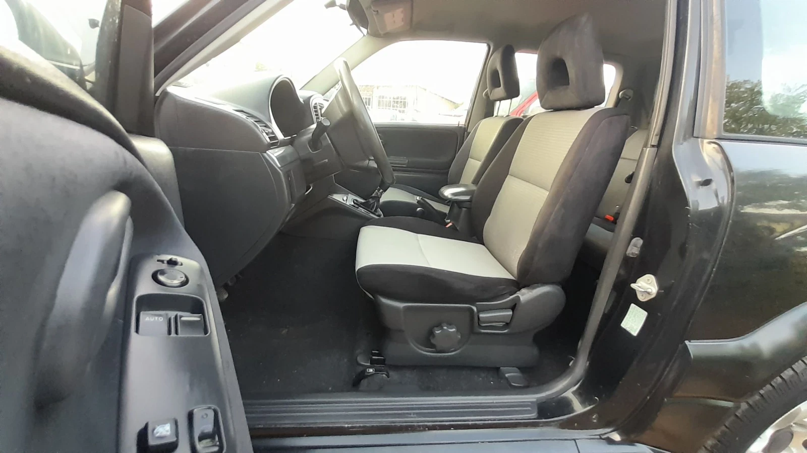 Suzuki Grand vitara 2.0i 128kc Klima  - изображение 9