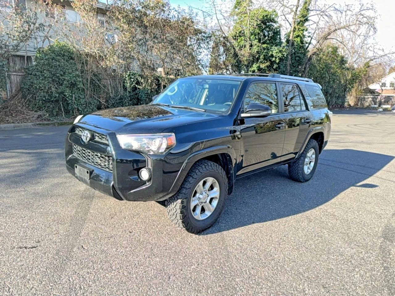 Toyota 4runner SR5 PREMIUM - изображение 2