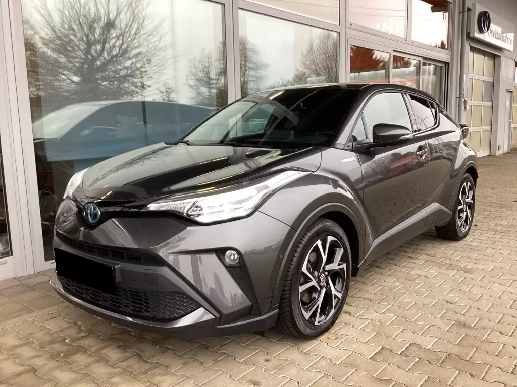 Toyota C-HR 2.0* TEAM-D* DISTR* KEYLESS* CAM* LED* CARPLAY* 