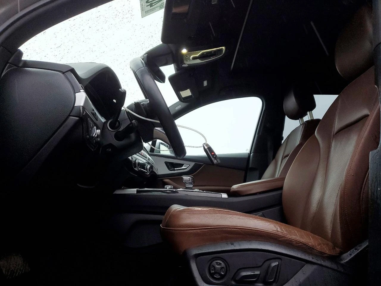 Audi Q7 TFSI Premium Plus* Oбдухване* Подгрев* Дистроник, снимка 7 - Автомобили и джипове - 54129435