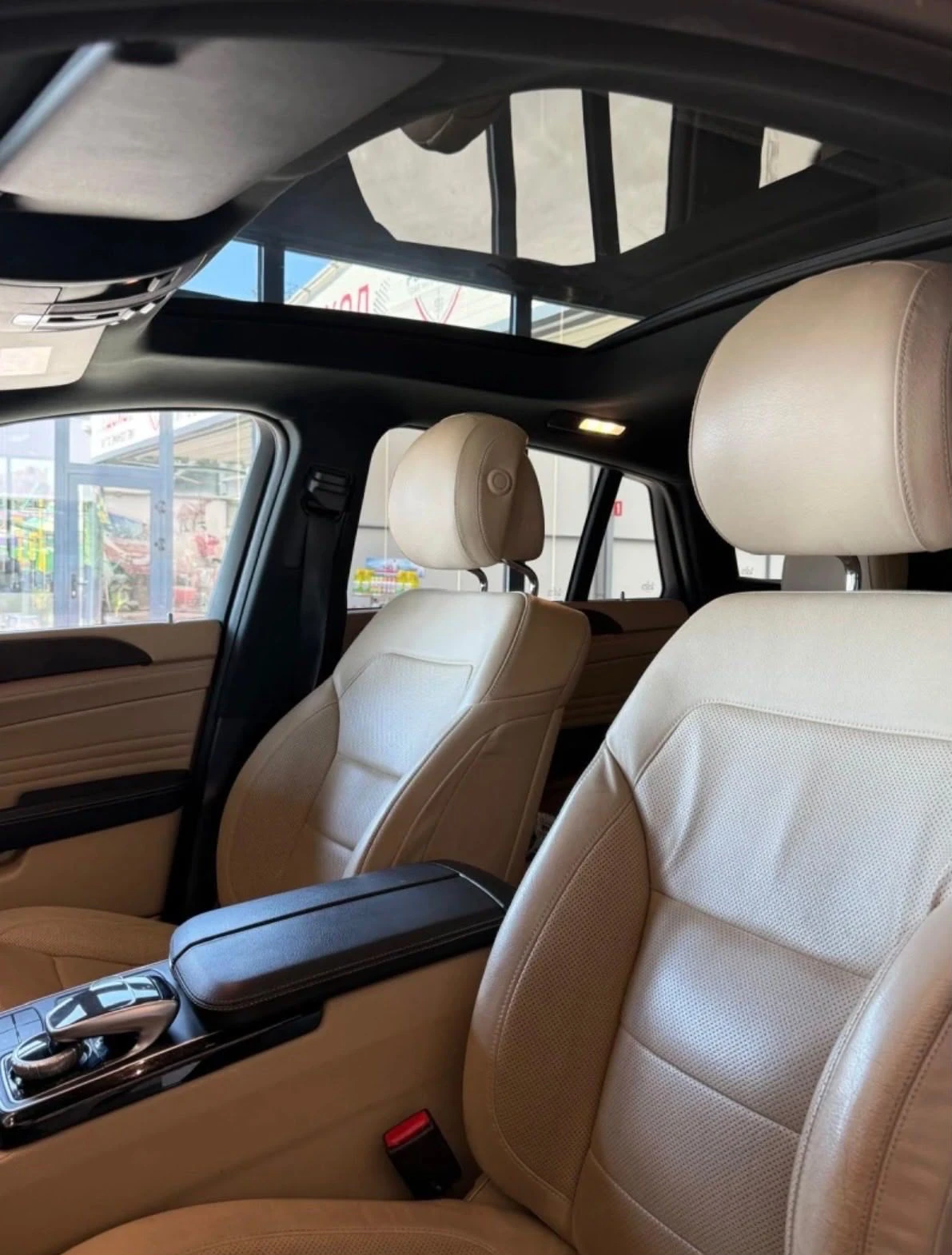Mercedes-Benz GLE 500 Coupe AMG, снимка 11 - Автомобили и джипове - 54921951